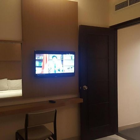 Kharisma Hotel Madiun Eksteriør billede