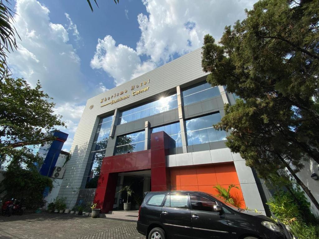 Kharisma Hotel Madiun Eksteriør billede