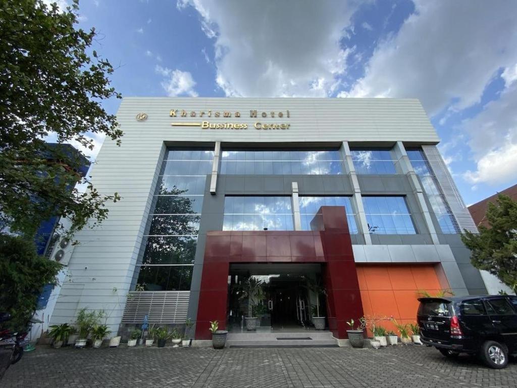 Kharisma Hotel Madiun Eksteriør billede